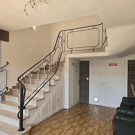 Chambre Villa * Waziers